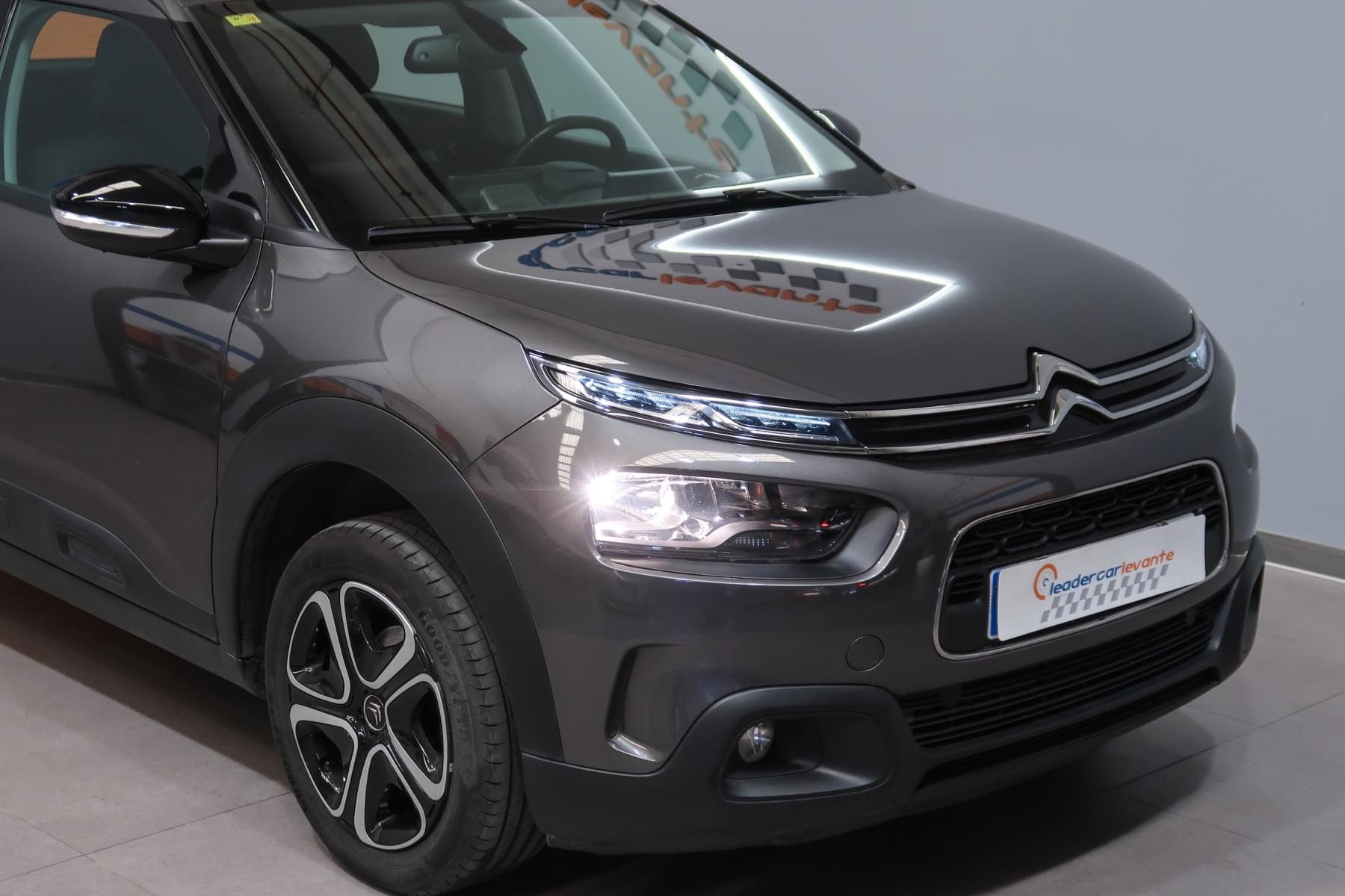 CITROEN C4 CACTUS BLUEHDI 100 SS SHINE 6 