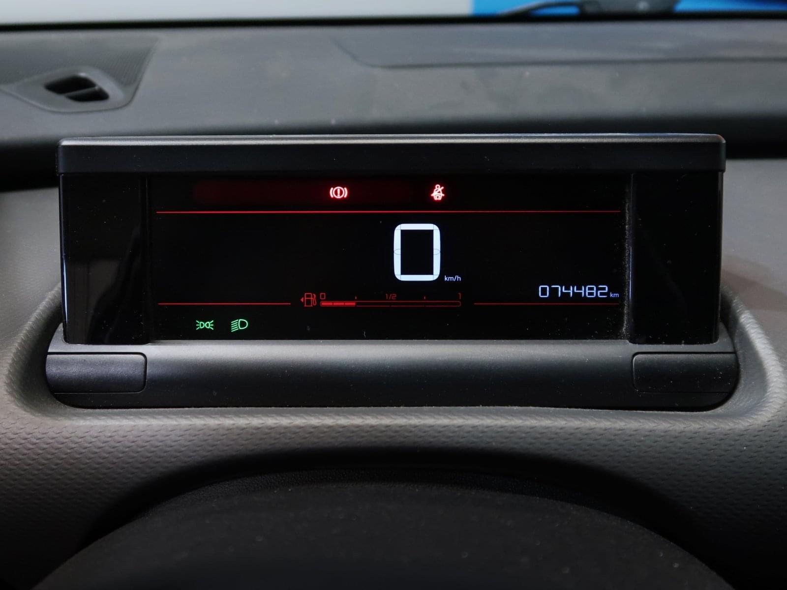 CITROEN C4 CACTUS BLUEHDI 100 SS SHINE 14 