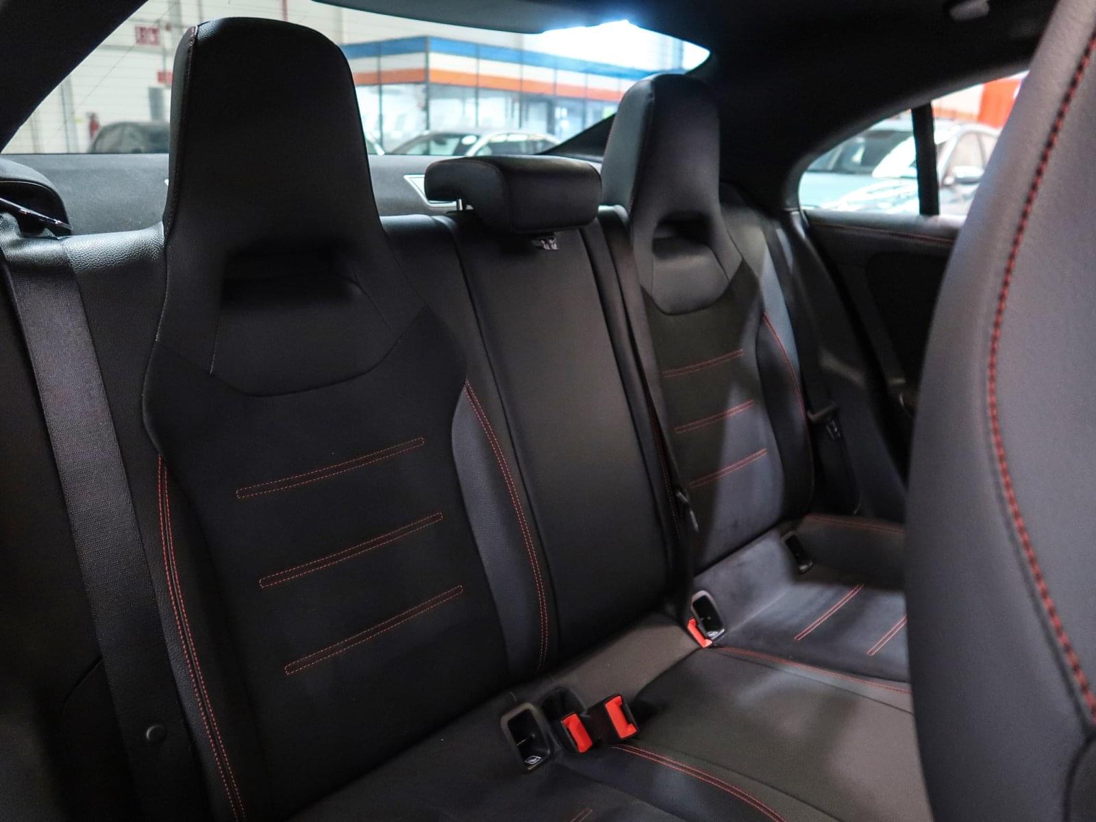 MERCEDES-BENZ CLASE CLA 200 AMG LINE 163CV 23 