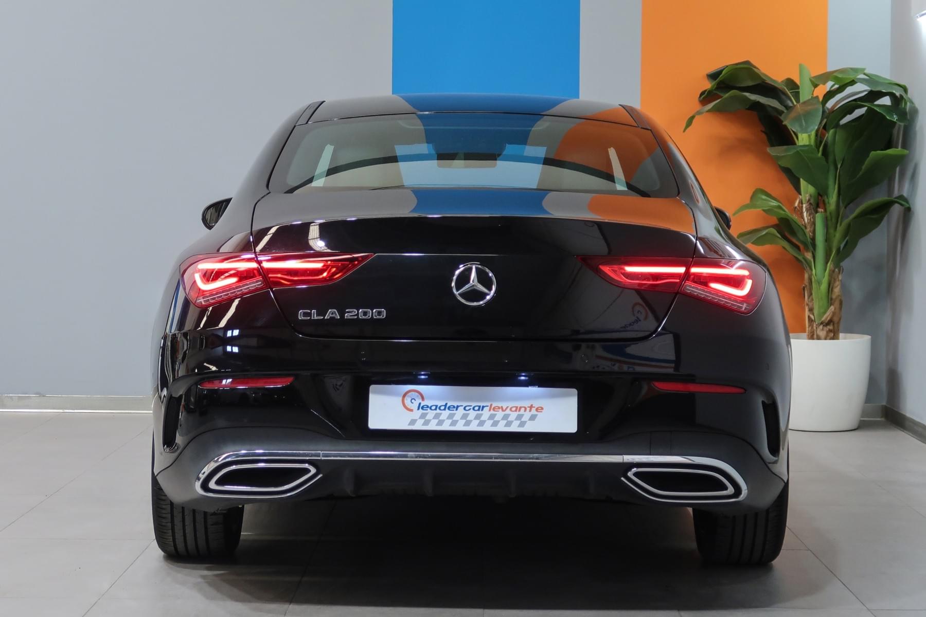 MERCEDES-BENZ CLASE CLA 200 AMG LINE 163CV 11 