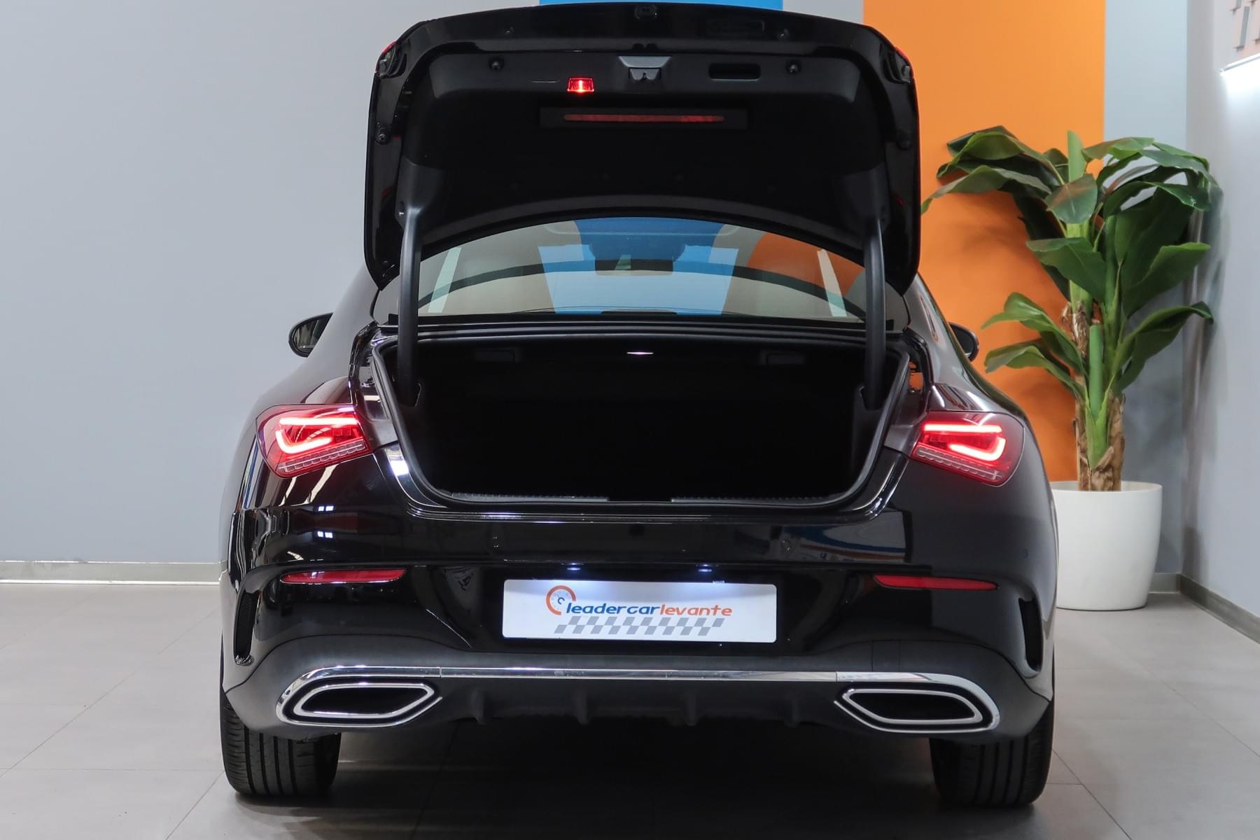 MERCEDES-BENZ CLASE CLA 200 AMG LINE 163CV 14 