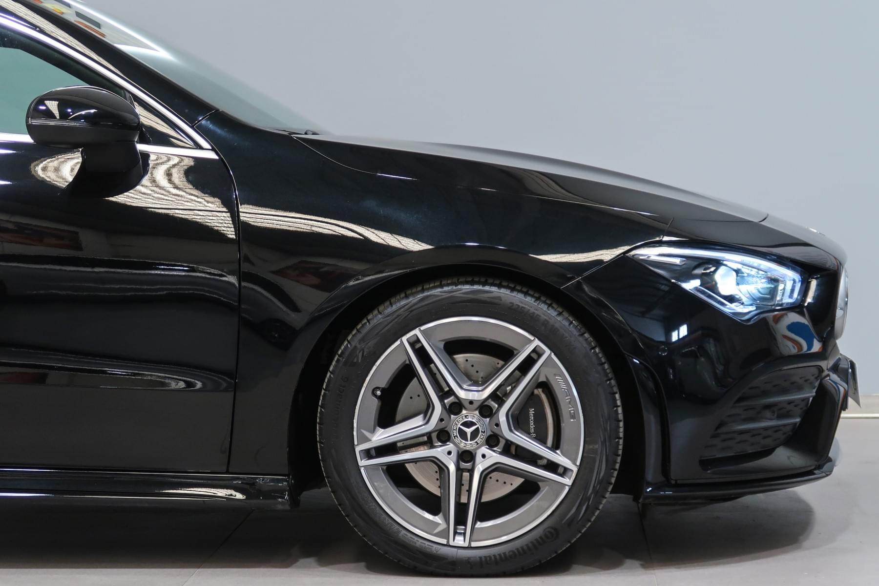 MERCEDES-BENZ CLASE CLA 200 AMG LINE 163CV 8 