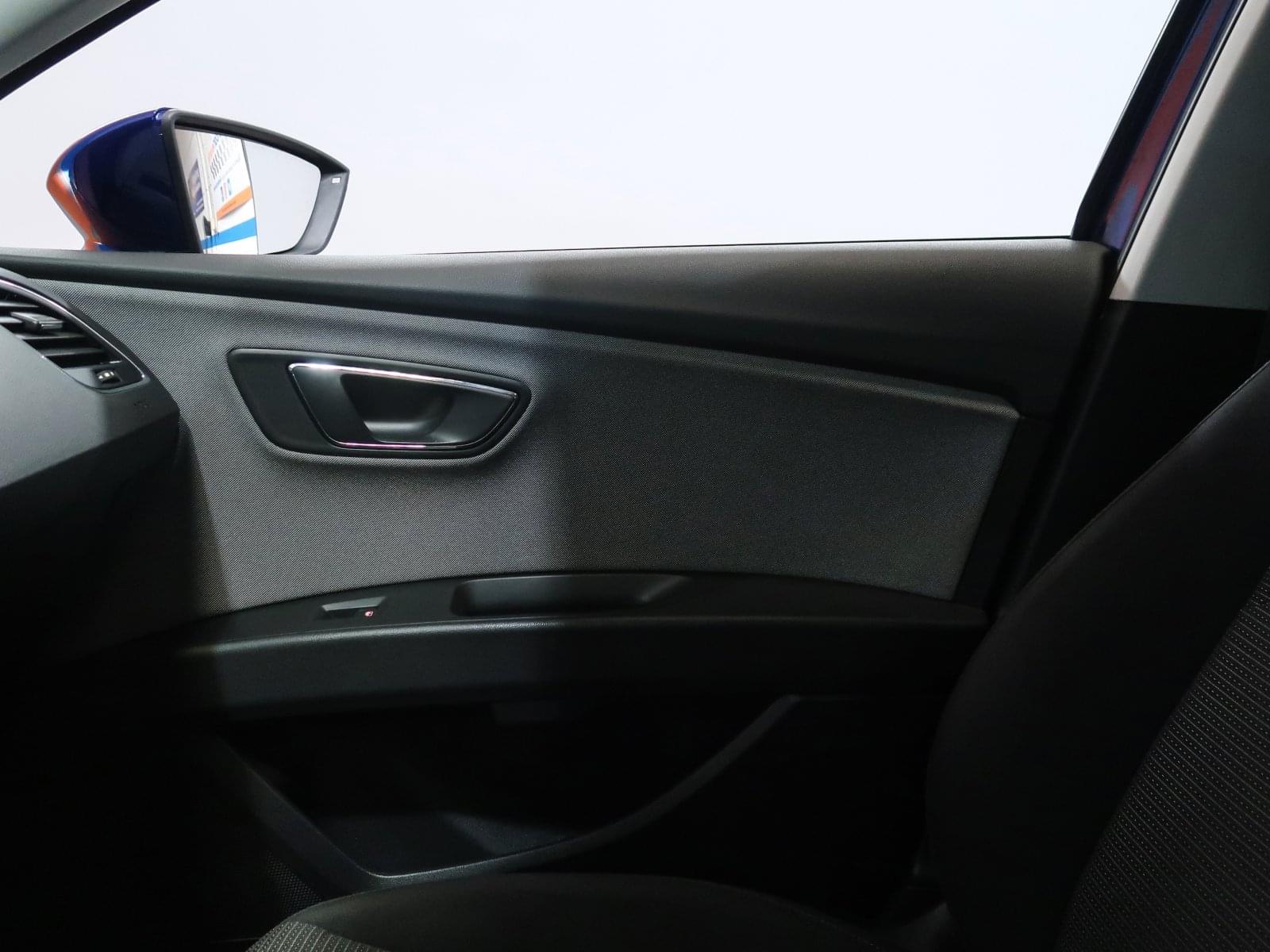 SEAT LEÓN 1.4 TSI STYLE PLUS 125CV 32 