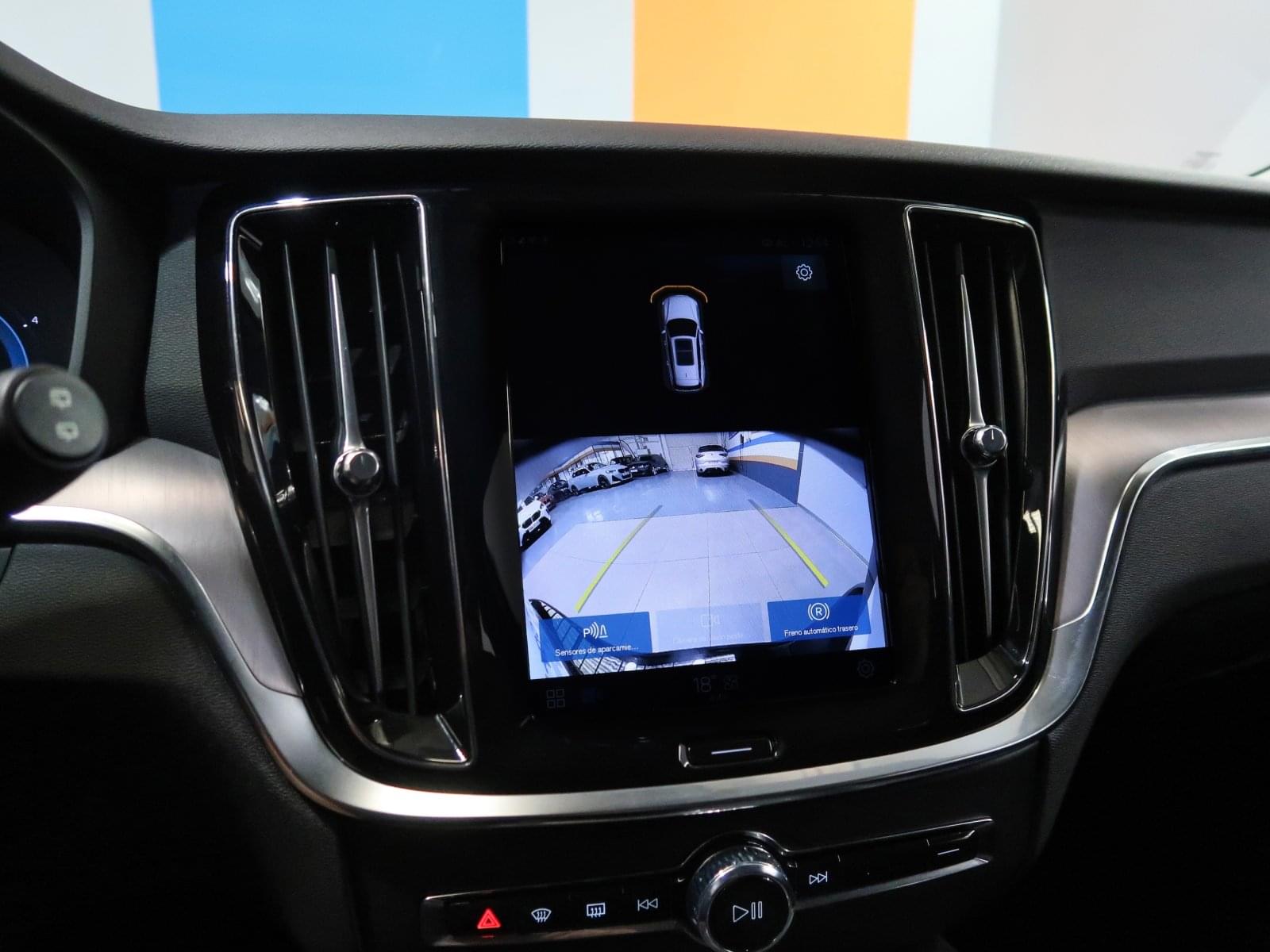 VOLVO V60 2.0 B4  CORE AUTO 197CV 40