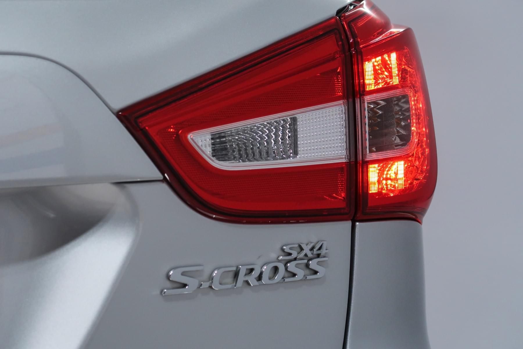 SUZUKI SX4 S-CROSS S-CROSS 1.4T  140CV 15 