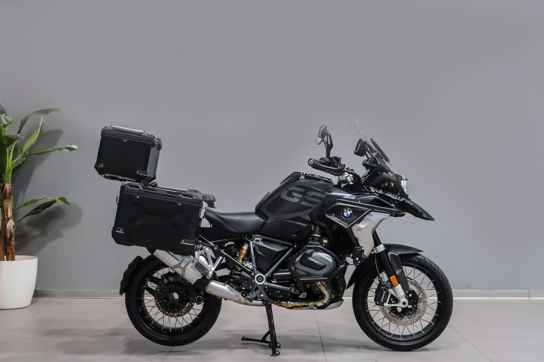 BMW R 1250 GS 1250GS TRIPLE BLACK 21 