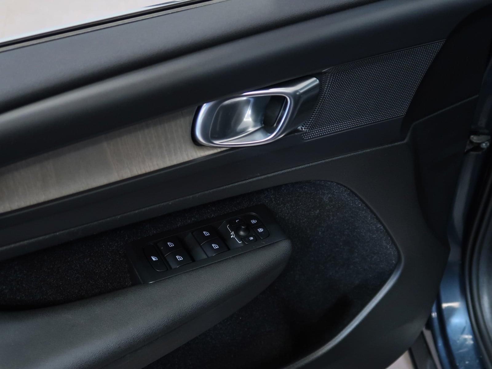 VOLVO XC40 2.0 D3 INSCRIPTION AUTO 150CV 30