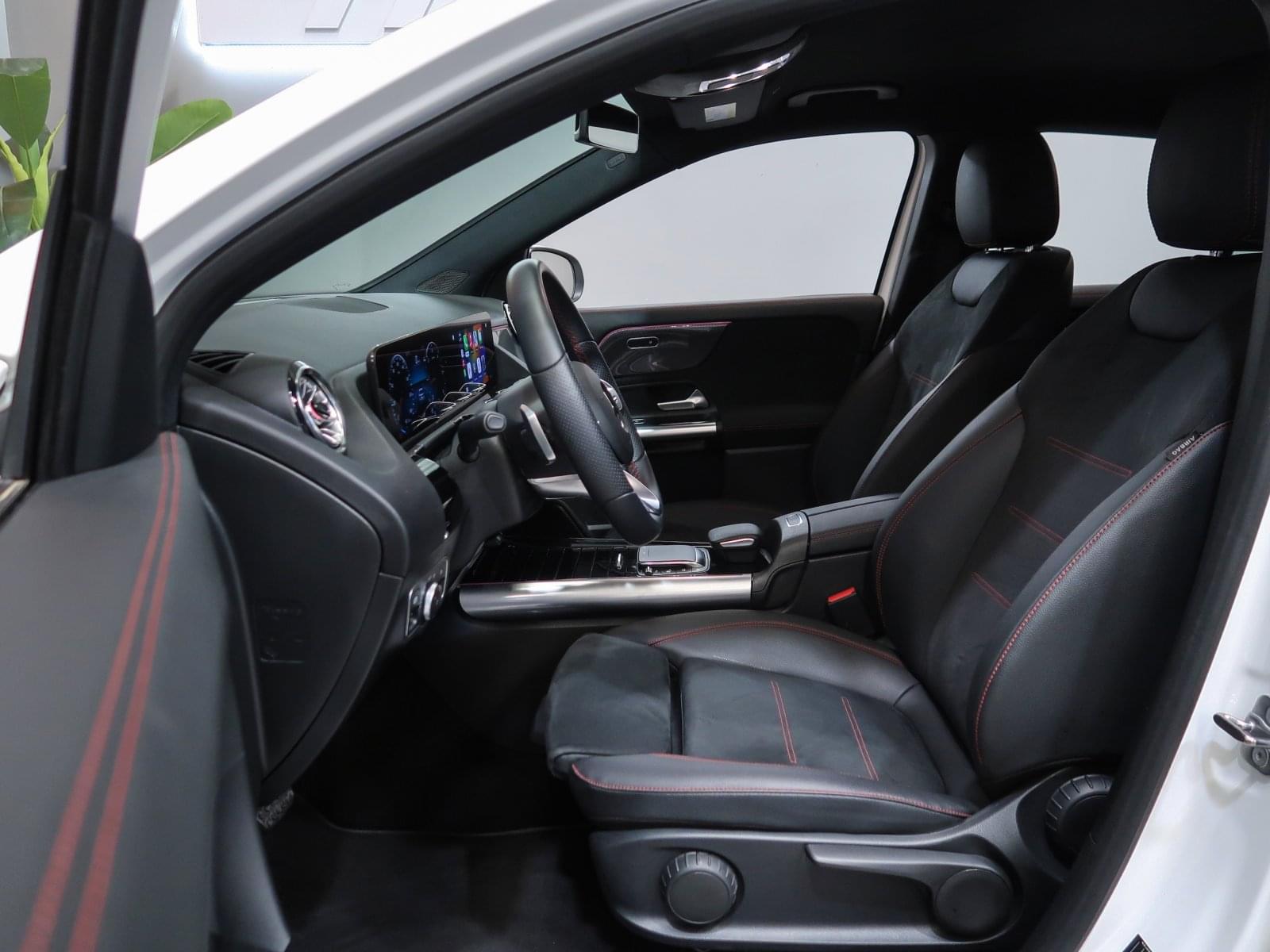 MERCEDES-BENZ CLASE GLA 200 D AMG LINE 150CV 20