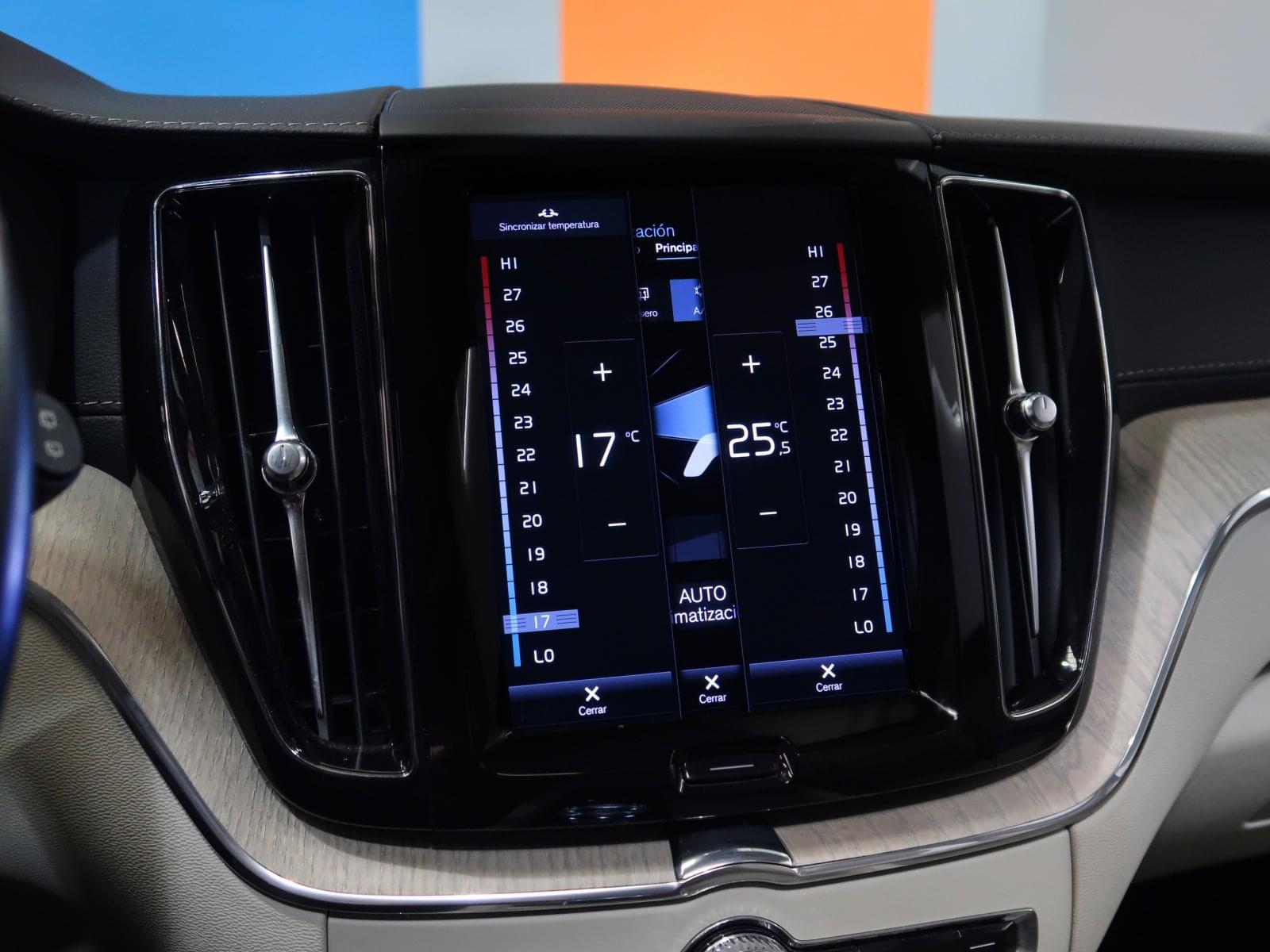 VOLVO XC60 2.6 T6 AWD RECHARGE INSCRIPTION 340CV 40