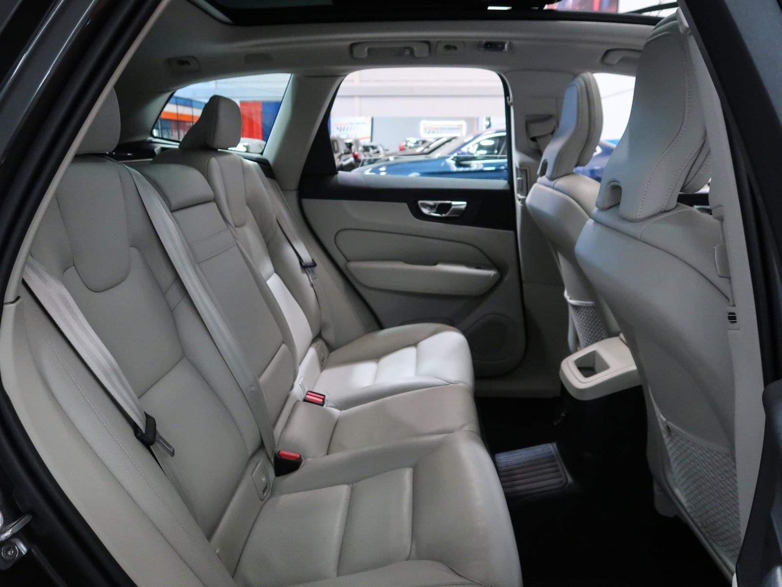 VOLVO XC60 2.6 T6 AWD RECHARGE INSCRIPTION 340CV 25