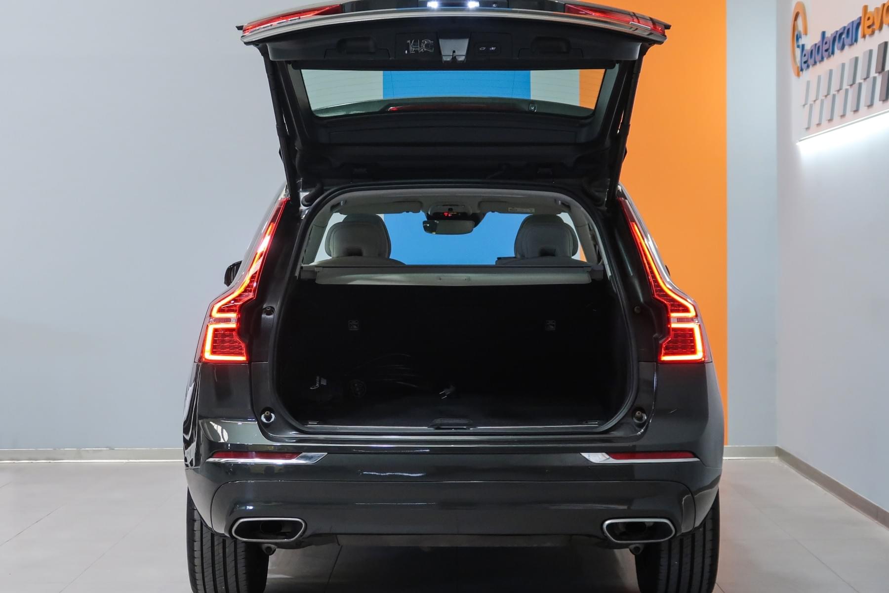 VOLVO XC60 2.6 T6 AWD RECHARGE INSCRIPTION 340CV 14