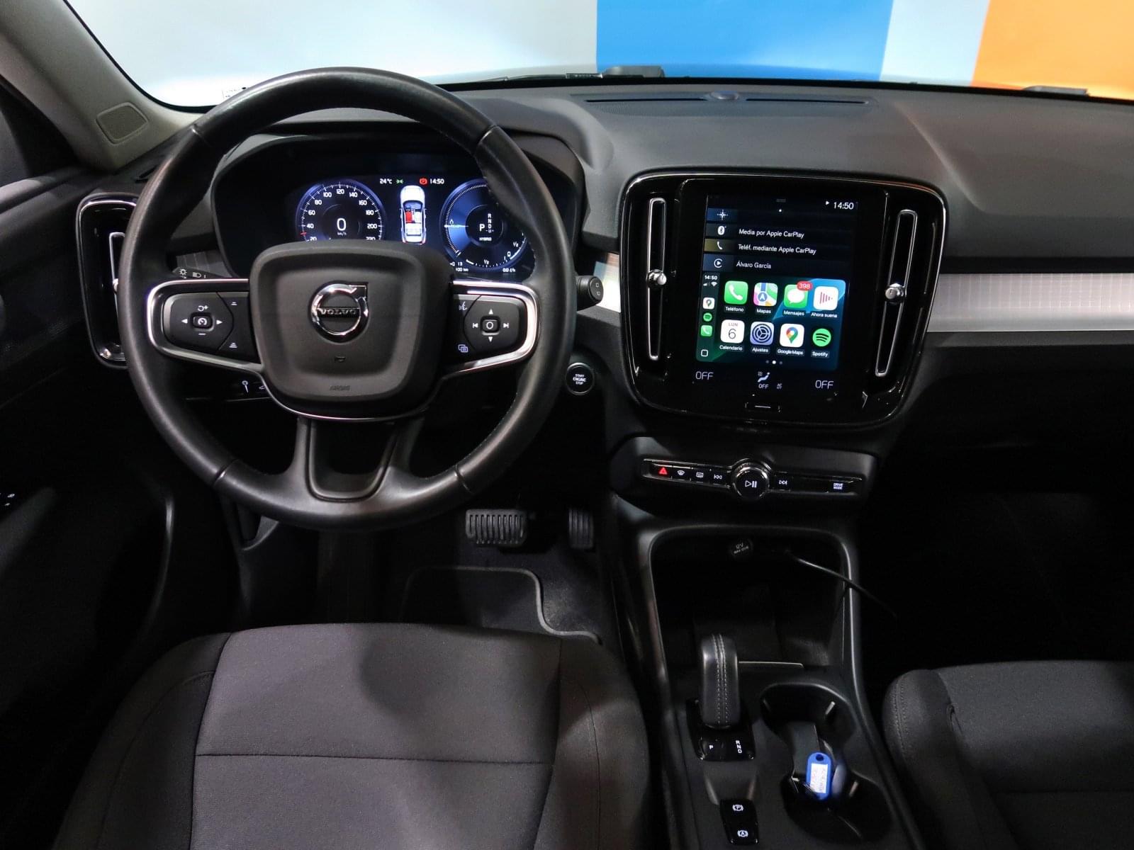 VOLVO XC40 R DESIGN RECHARGE 262CV 29 
