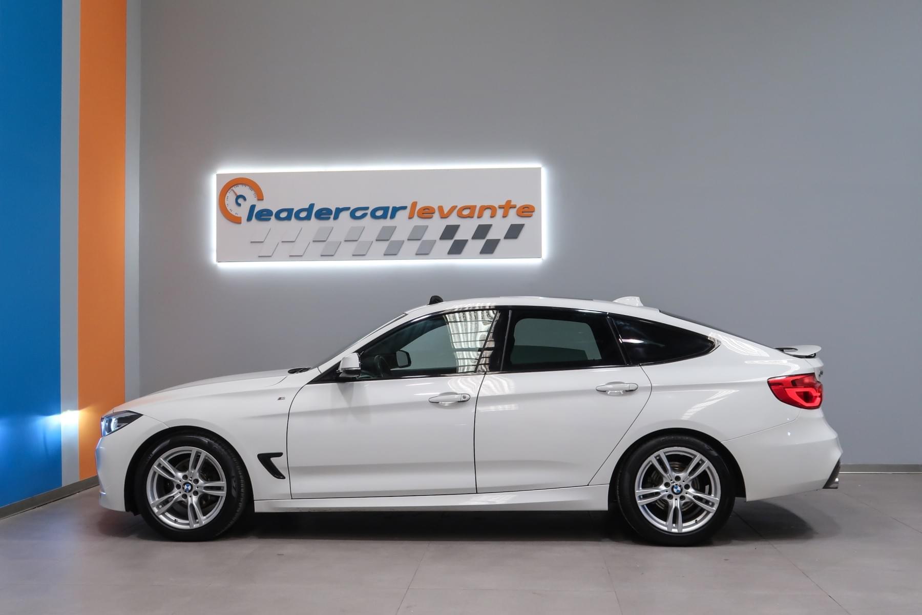 BMW SERIE 3 GRAN TURISMO 318D PACK M 11 