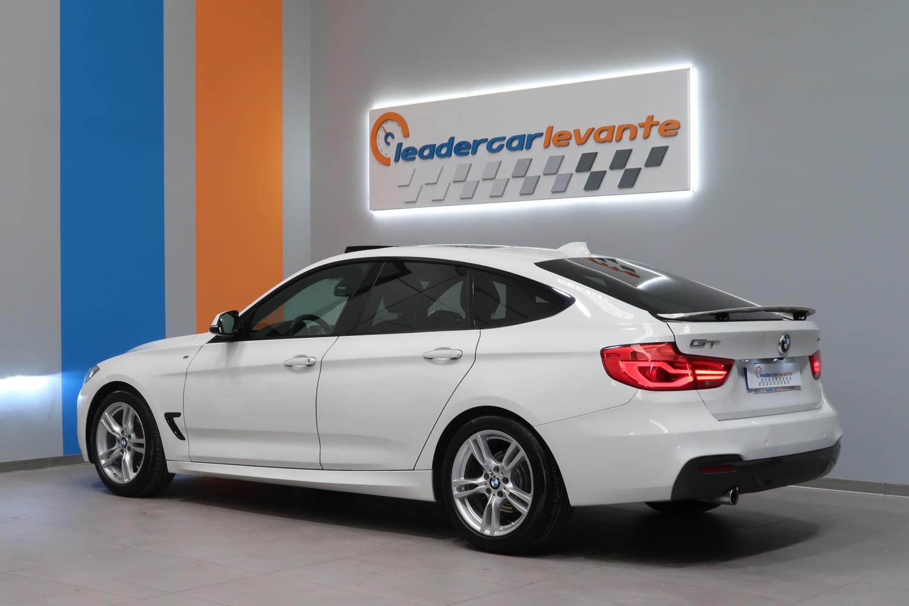 BMW SERIE 3 GRAN TURISMO 318D PACK M 12 