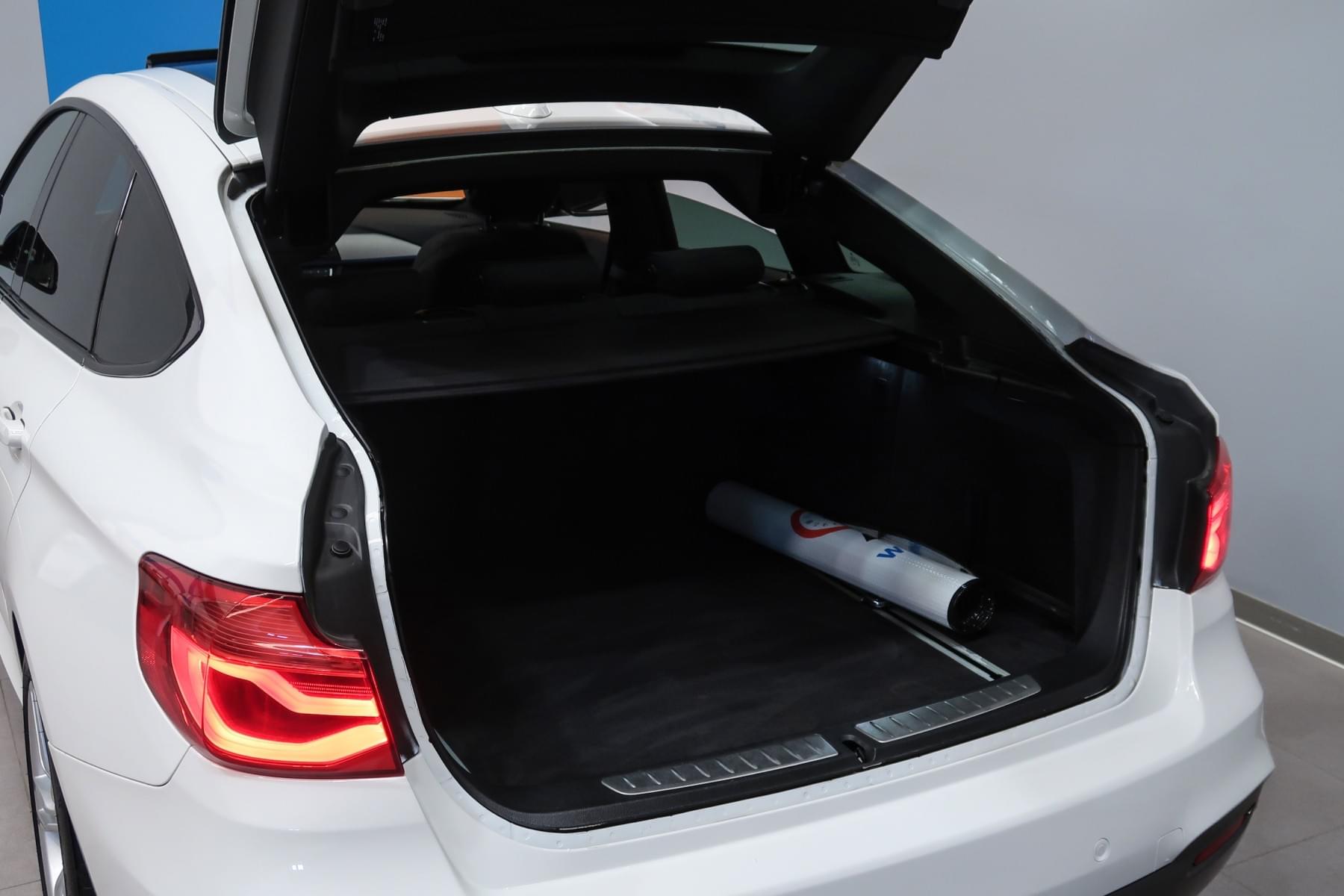BMW SERIE 3 GRAN TURISMO 318D PACK M 18 