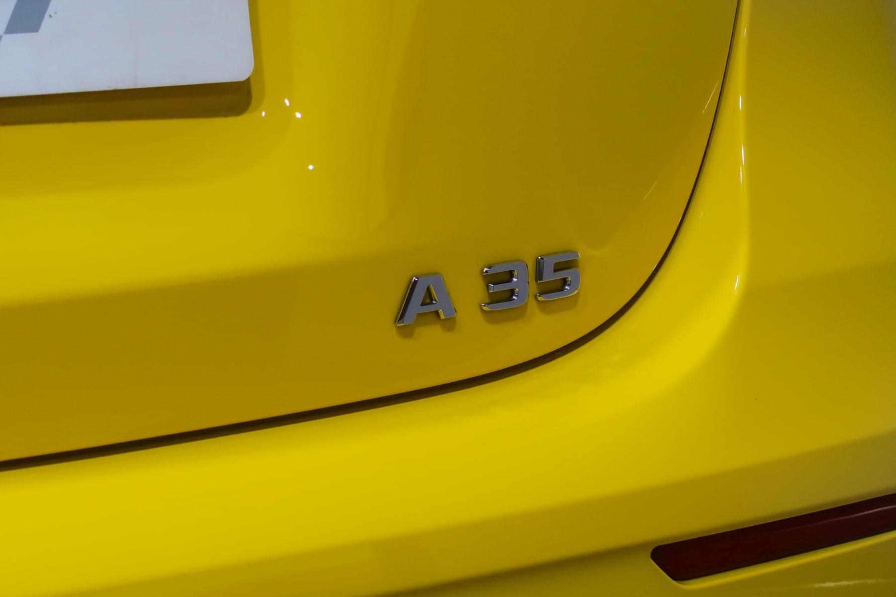 MERCEDES-BENZ CLASE A 35 AMG 306CV TURBO 4MATIC 19 