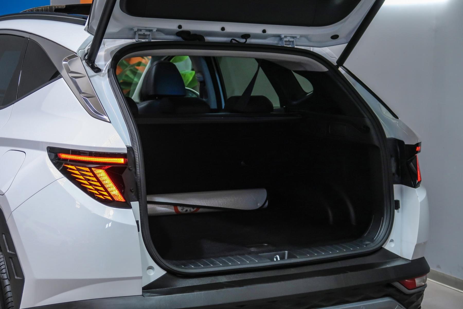 HYUNDAI TUCSON 1.6 TGDI 230CV HEV STYLE AUT 4X4 15