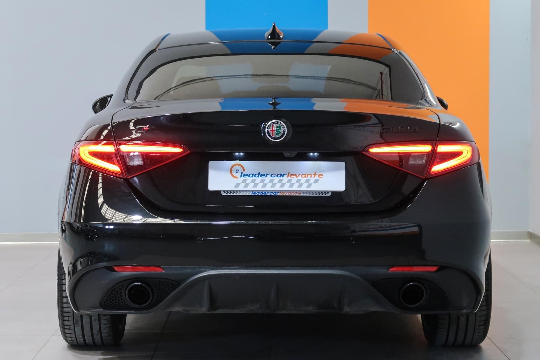 ALFA ROMEO GIULIA 2.0 GASOLINA 280CV VELOCE 13 