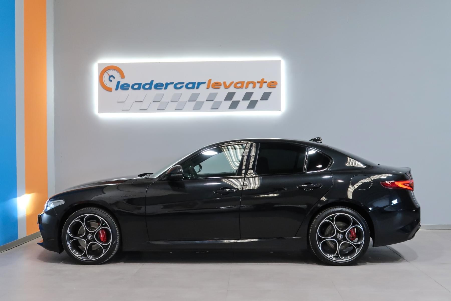 ALFA ROMEO GIULIA 2.0 GASOLINA 280CV VELOCE 10 