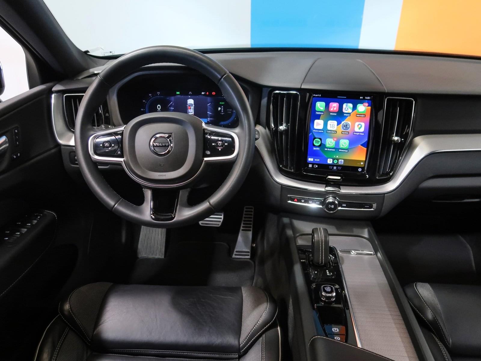 VOLVO XC60 2.0 T6 AWD RECHARGE R-DESIGN EXP AUTO 29