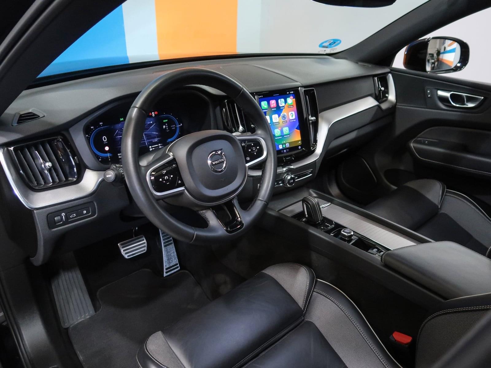 VOLVO XC60 2.0 T6 AWD RECHARGE R-DESIGN EXP AUTO 23