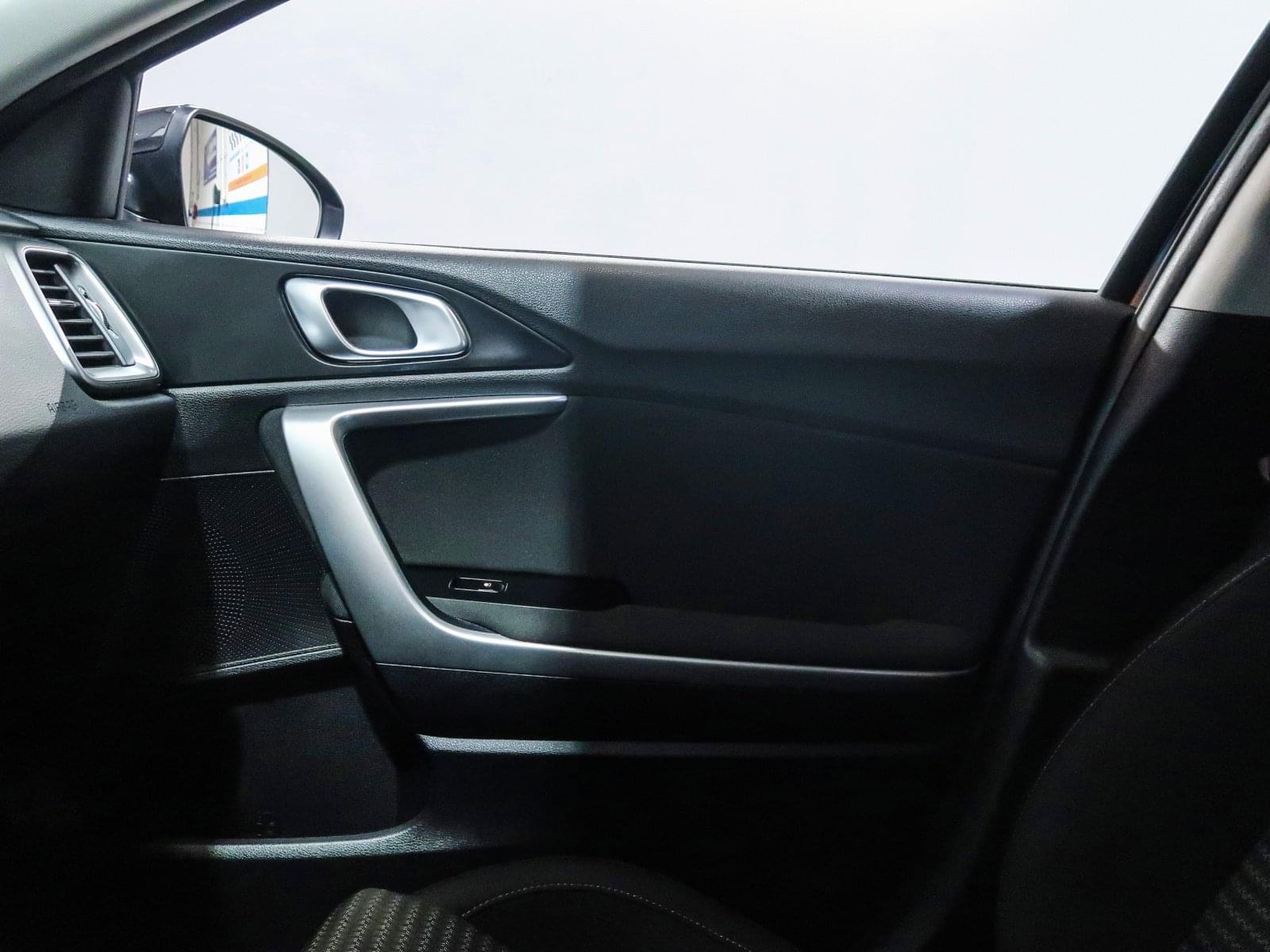 KIA XCEED 1.0 TGDI 101CV DRIVE 30