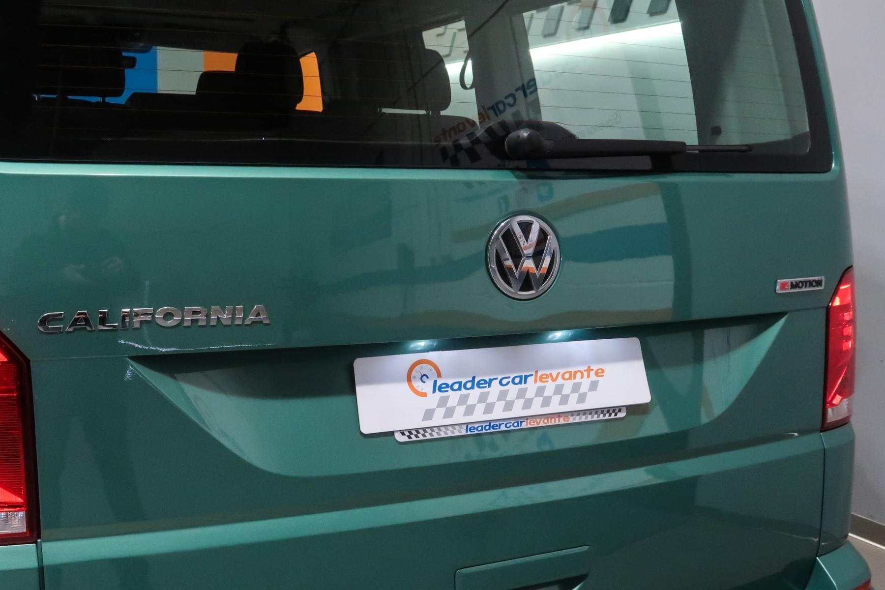 VOLKSWAGEN CALIFORNIA 2.0 TDI BMT BEACH TOUR 4M DSG 204CV 19 