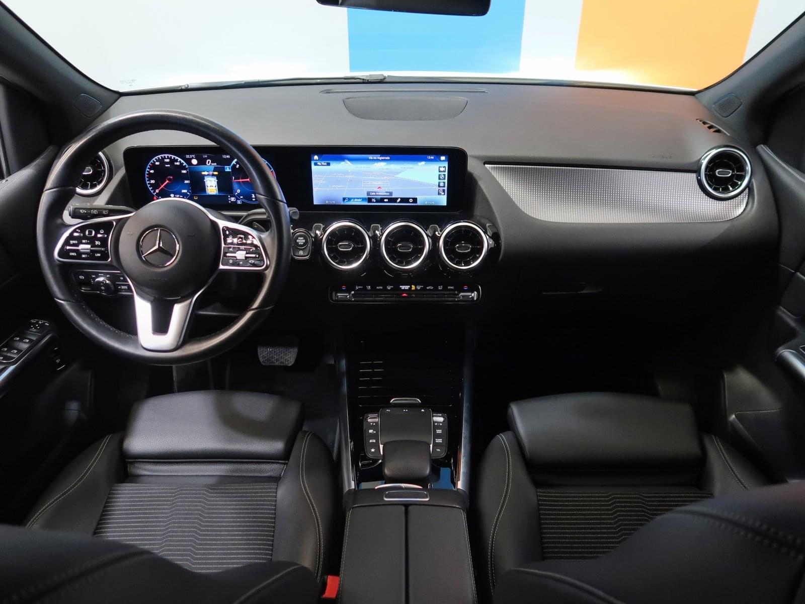 MERCEDES-BENZ CLASE B 200 D 150CV 19