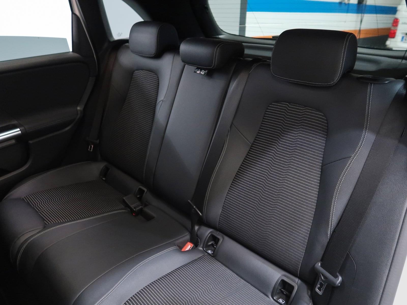 MERCEDES-BENZ CLASE B 200 D 150CV 21