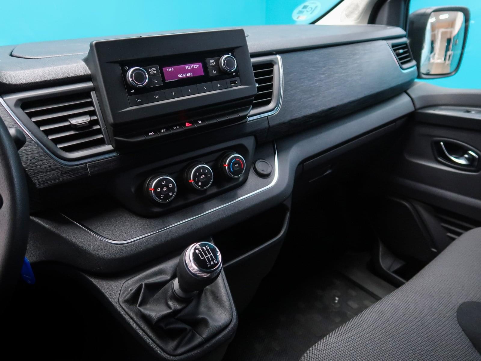 RENAULT TRAFIC MIXTO N15/6 LARGO ENERGY BLUE DCI 150CV 32 