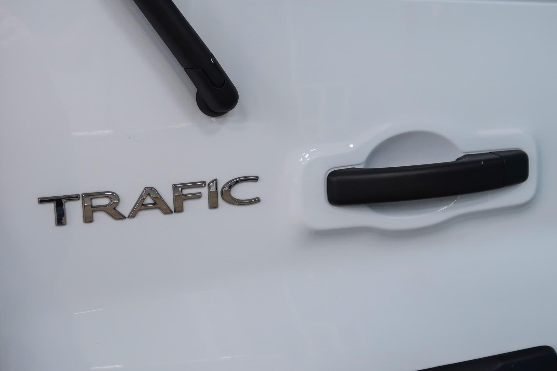 RENAULT TRAFIC MIXTO N15/6 LARGO ENERGY BLUE DCI 150CV 13 