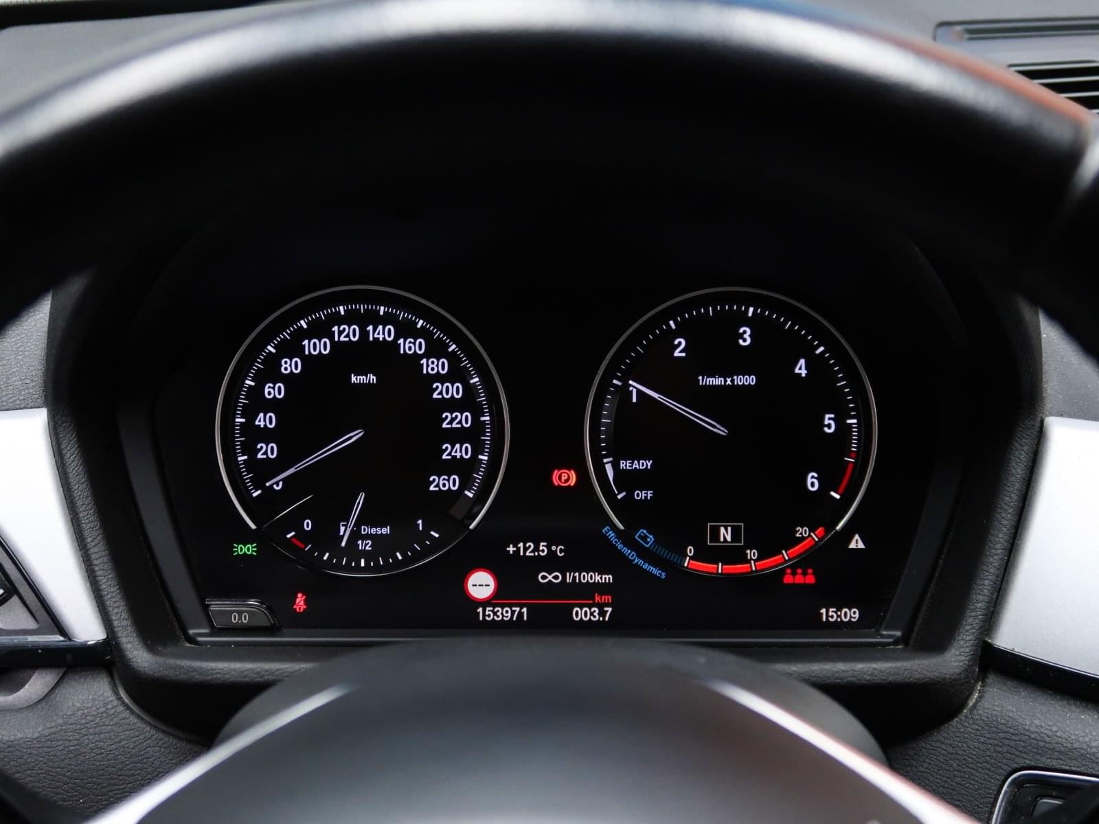 BMW X1 SDRIVE16D BUSINESS 116CV 29 