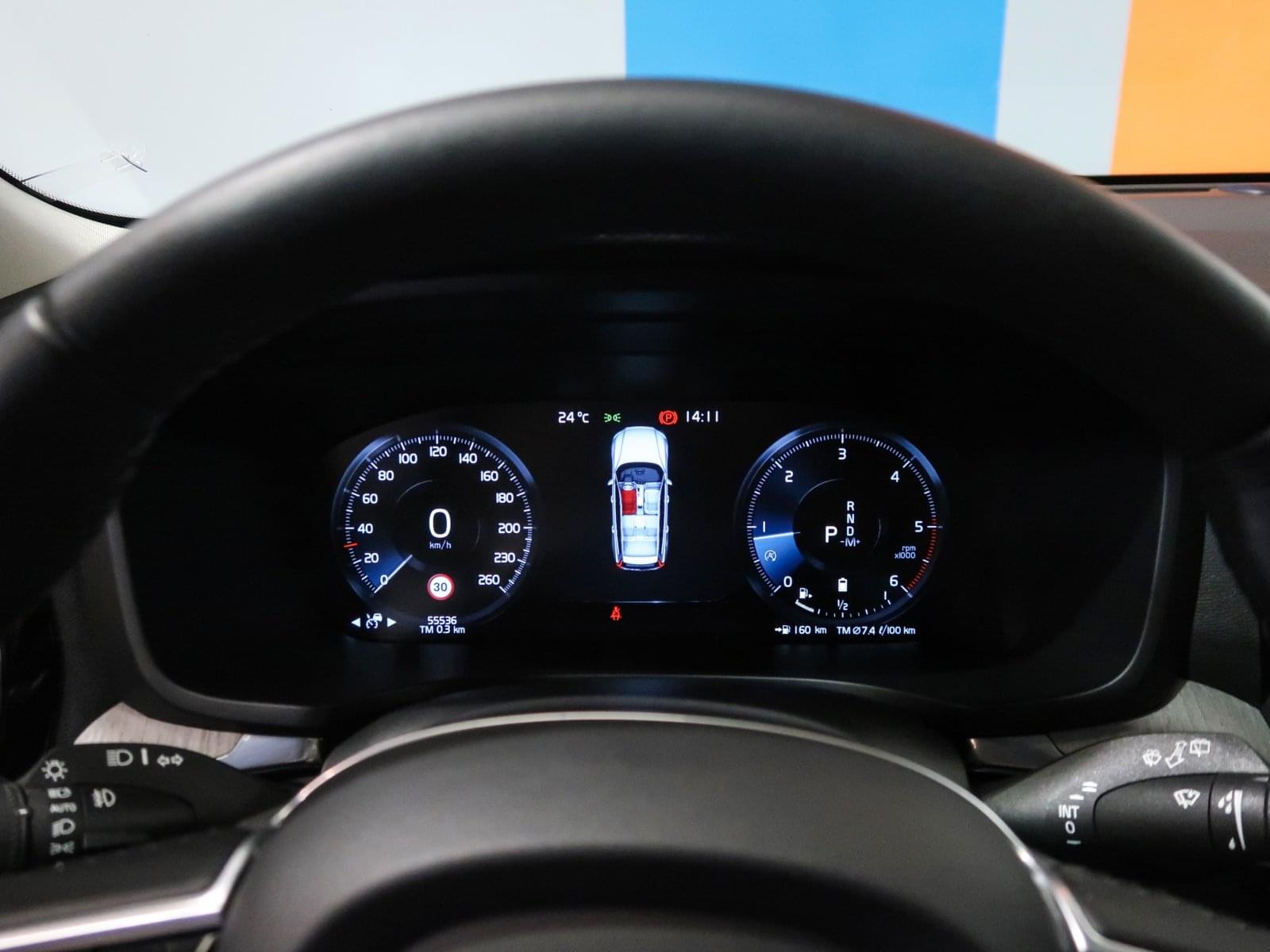 VOLVO V60 2.0 B4 AWD 197CV MOMENTUM 32