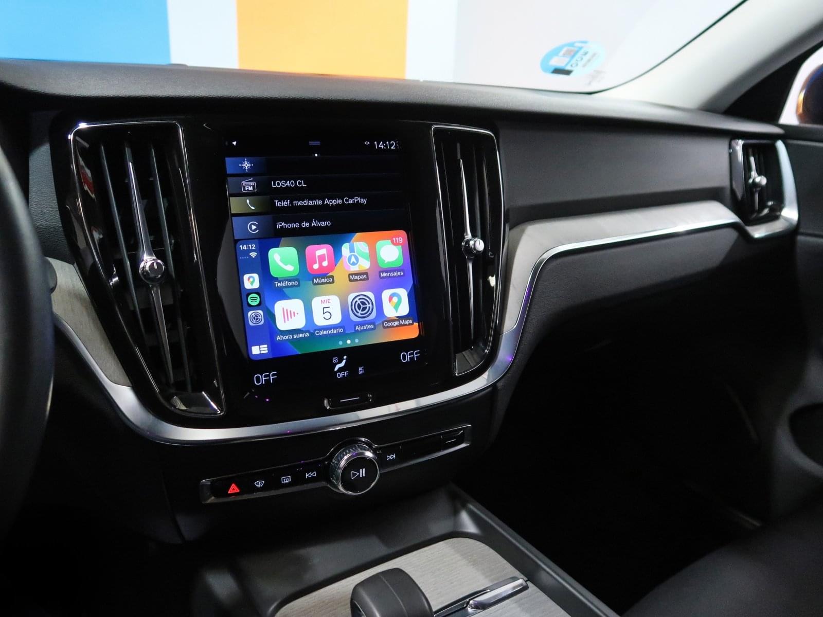 VOLVO V60 2.0 B4 AWD 197CV MOMENTUM 36