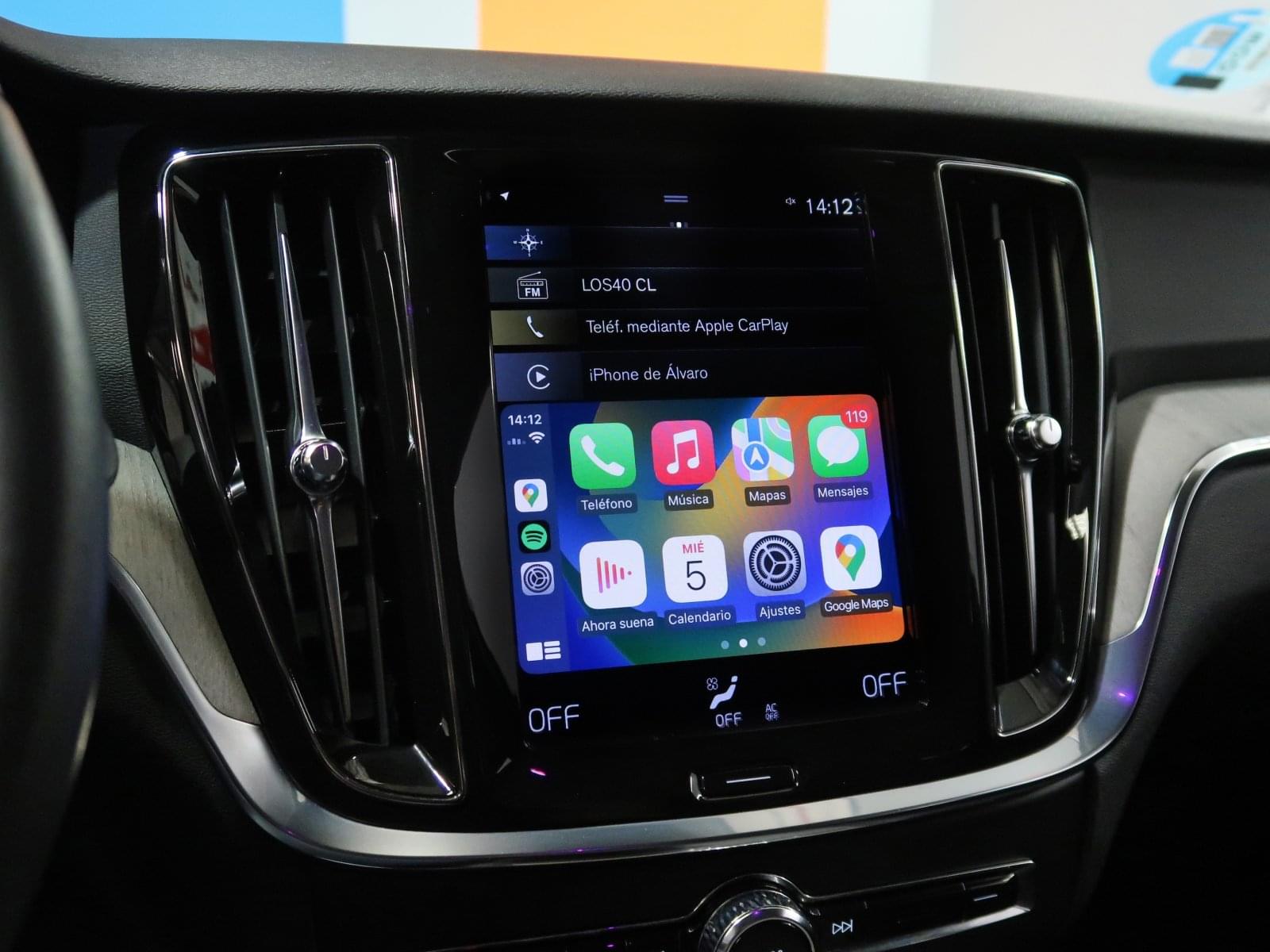 VOLVO V60 2.0 B4 AWD 197CV MOMENTUM 37