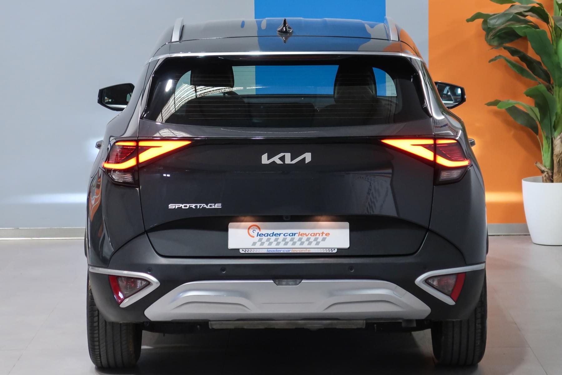 KIA SPORTAGE 1.6 TGDI 160CV DRIVE 12