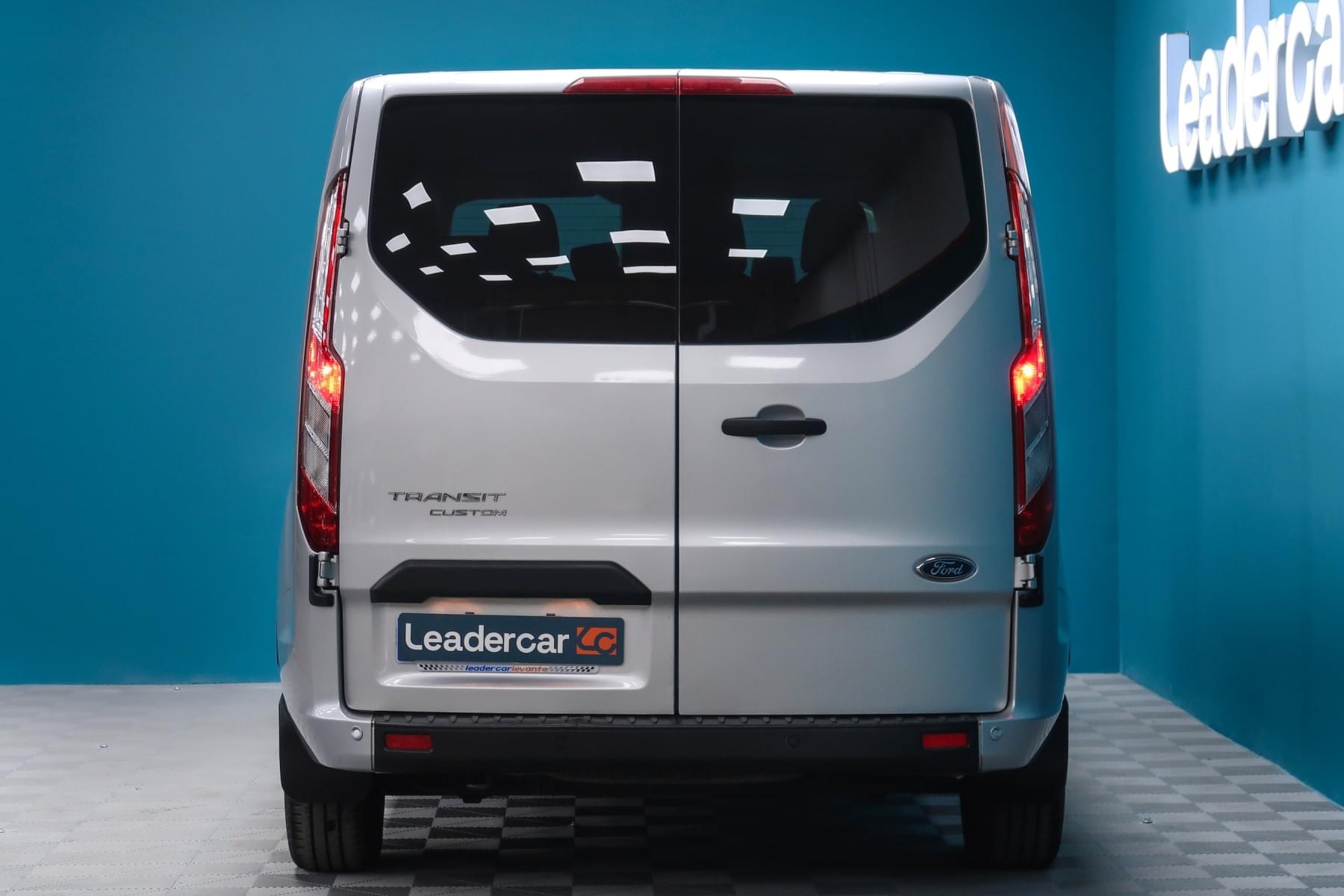 FORD KOMBI 2.0 TCDI 131CV 320 L1 TREND 11