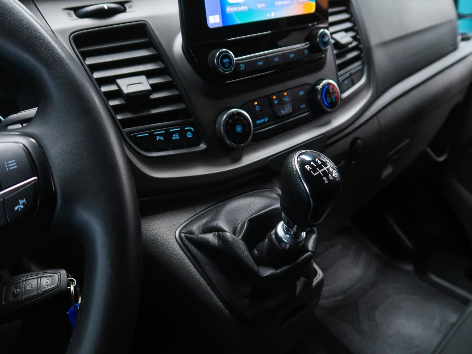 FORD KOMBI 2.0 TCDI 131CV 320 L1 TREND 30