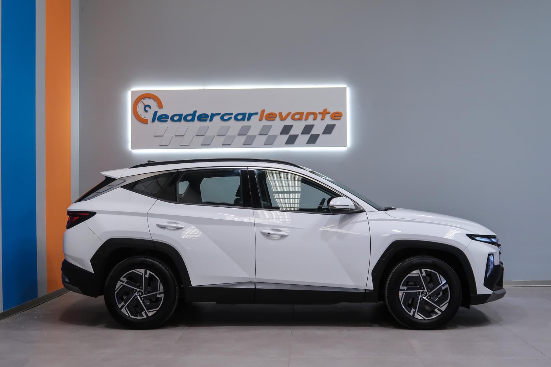 HYUNDAI TUCSON 1.6T 160CV MAXX 4