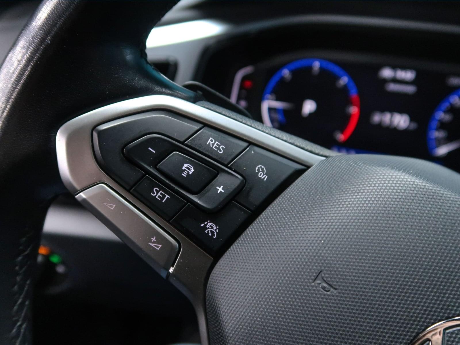 VOLKSWAGEN T-ROC LIFE 2.0 150CV 34 