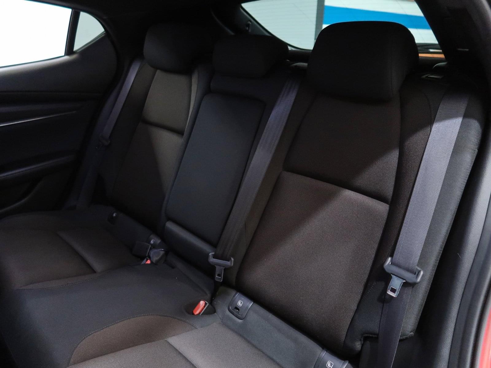 MAZDA MAZDA 3 2.0 ZENITH SAFETY RED 186CV 18