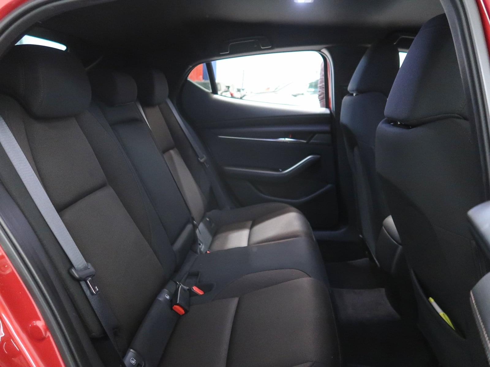 MAZDA MAZDA 3 2.0 ZENITH SAFETY RED 186CV 21