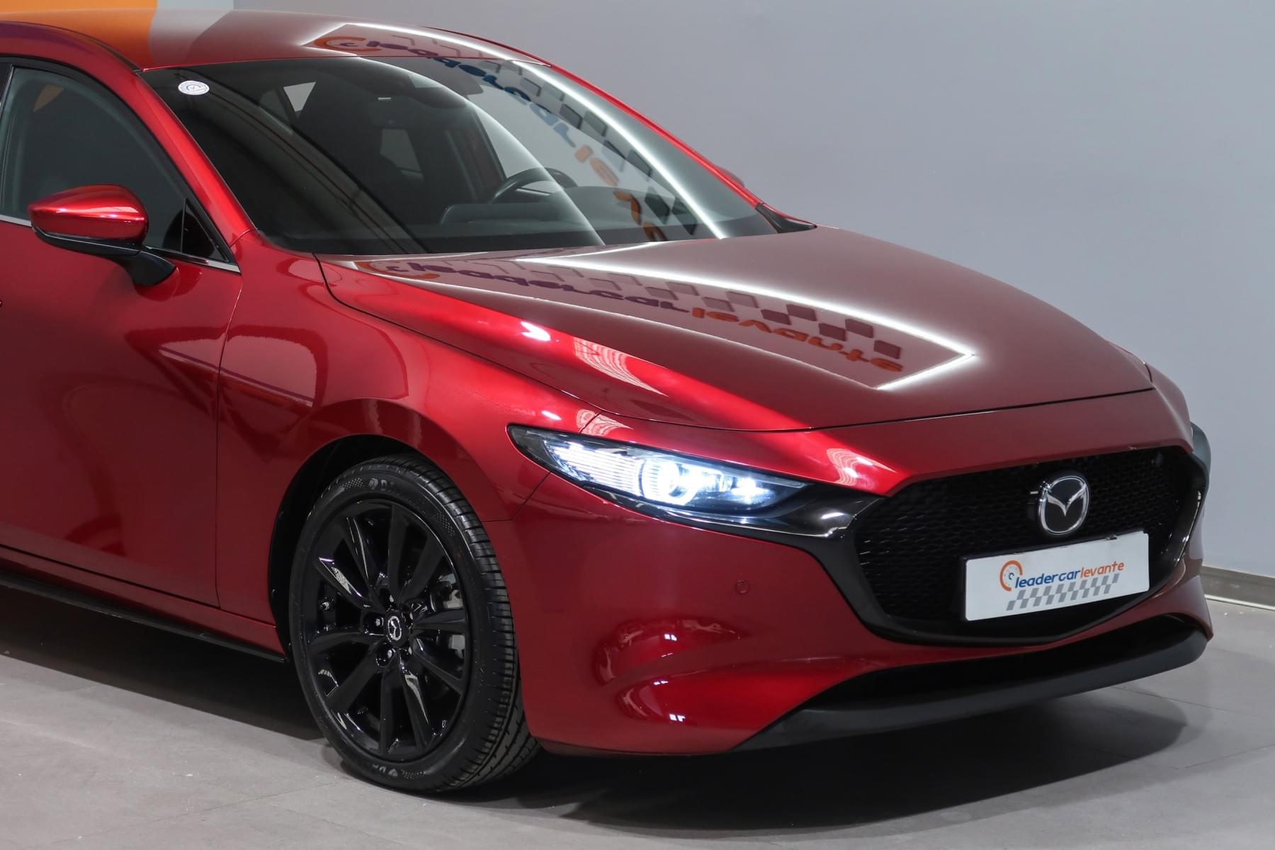 MAZDA MAZDA 3 2.0 ZENITH SAFETY RED 186CV 8