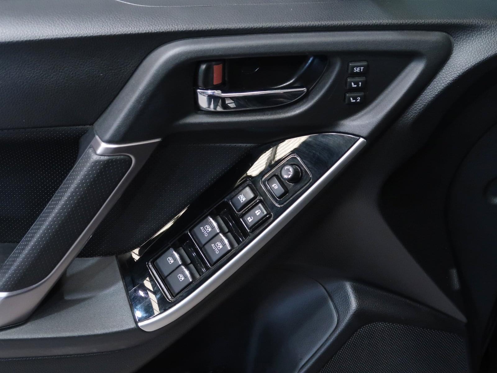 SUBARU FORESTER AWD ECO BI-FUEL LINEARTRONIC EXECUTIVE 31