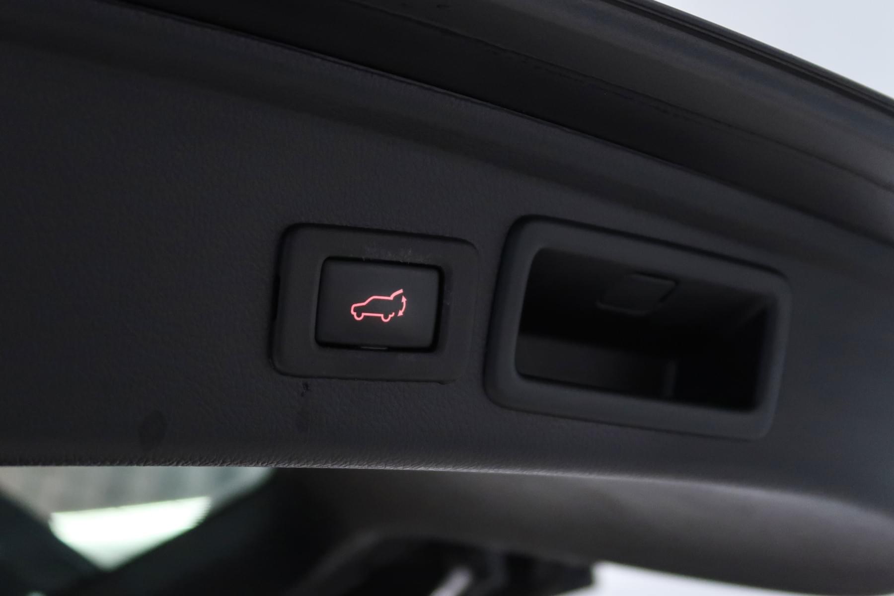 SUBARU FORESTER AWD ECO BI-FUEL LINEARTRONIC EXECUTIVE 18