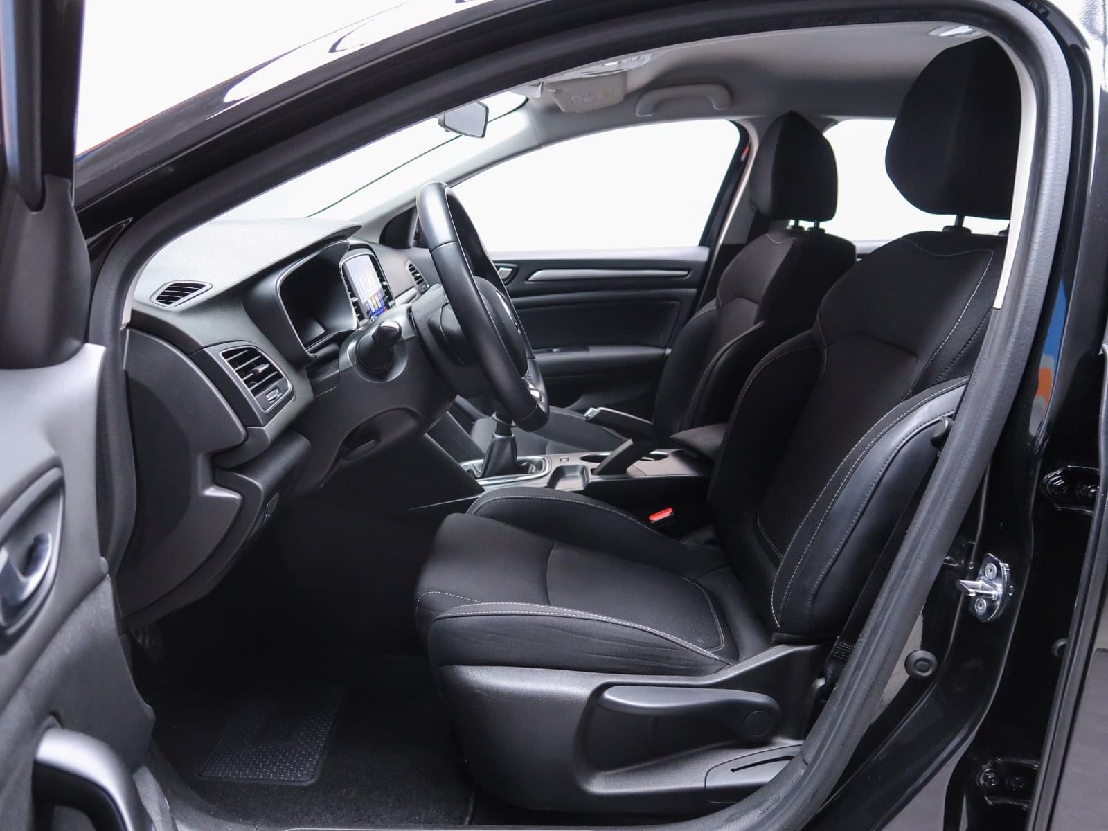 RENAULT MÉGANE 1.5 DCI BLUE INTENS 116CV 17 