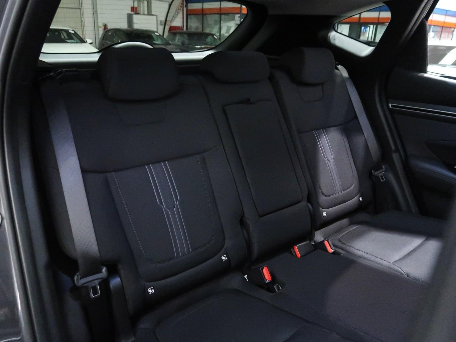 HYUNDAI TUCSON 1.6 TGDI 230CV HEV TECNO SKY AUTO 18 