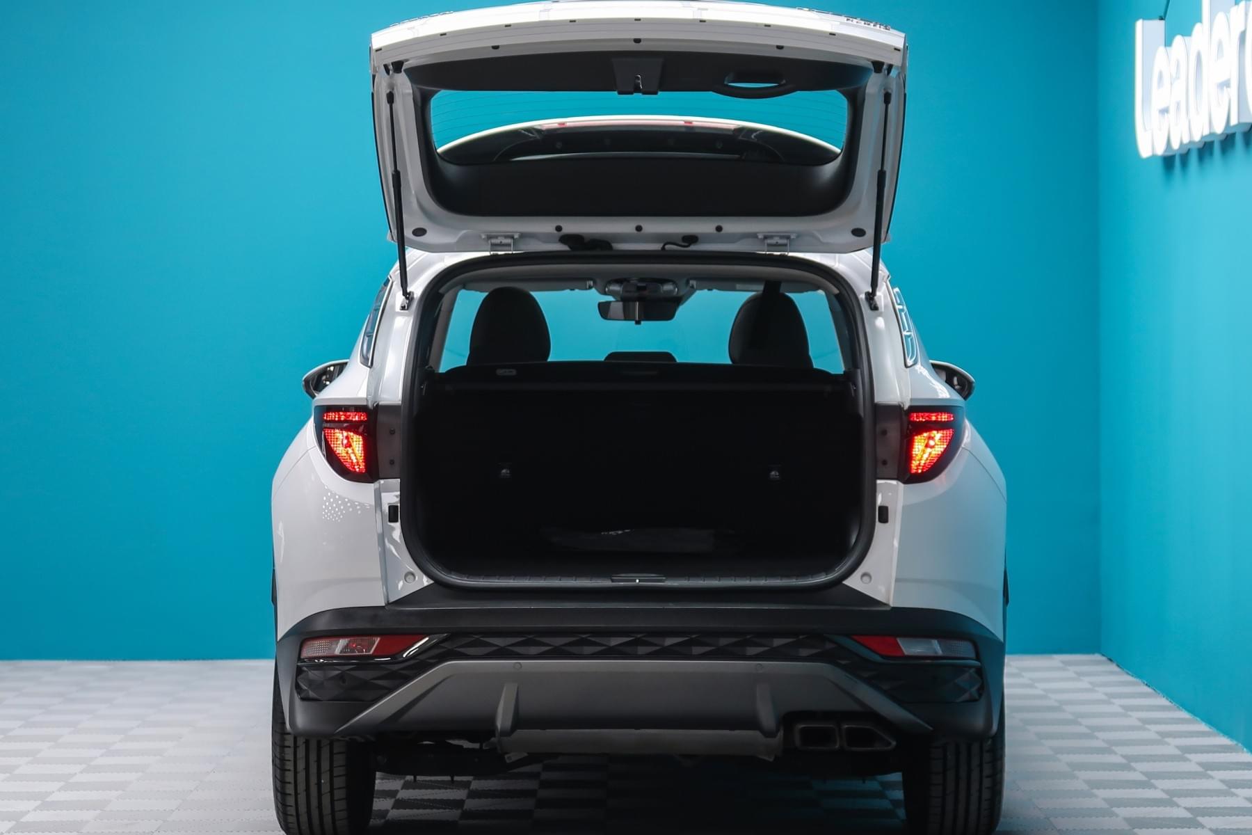 HYUNDAI TUCSON 1.6 TGDI 230CV HEV MAXX  SKY AUTO 13 