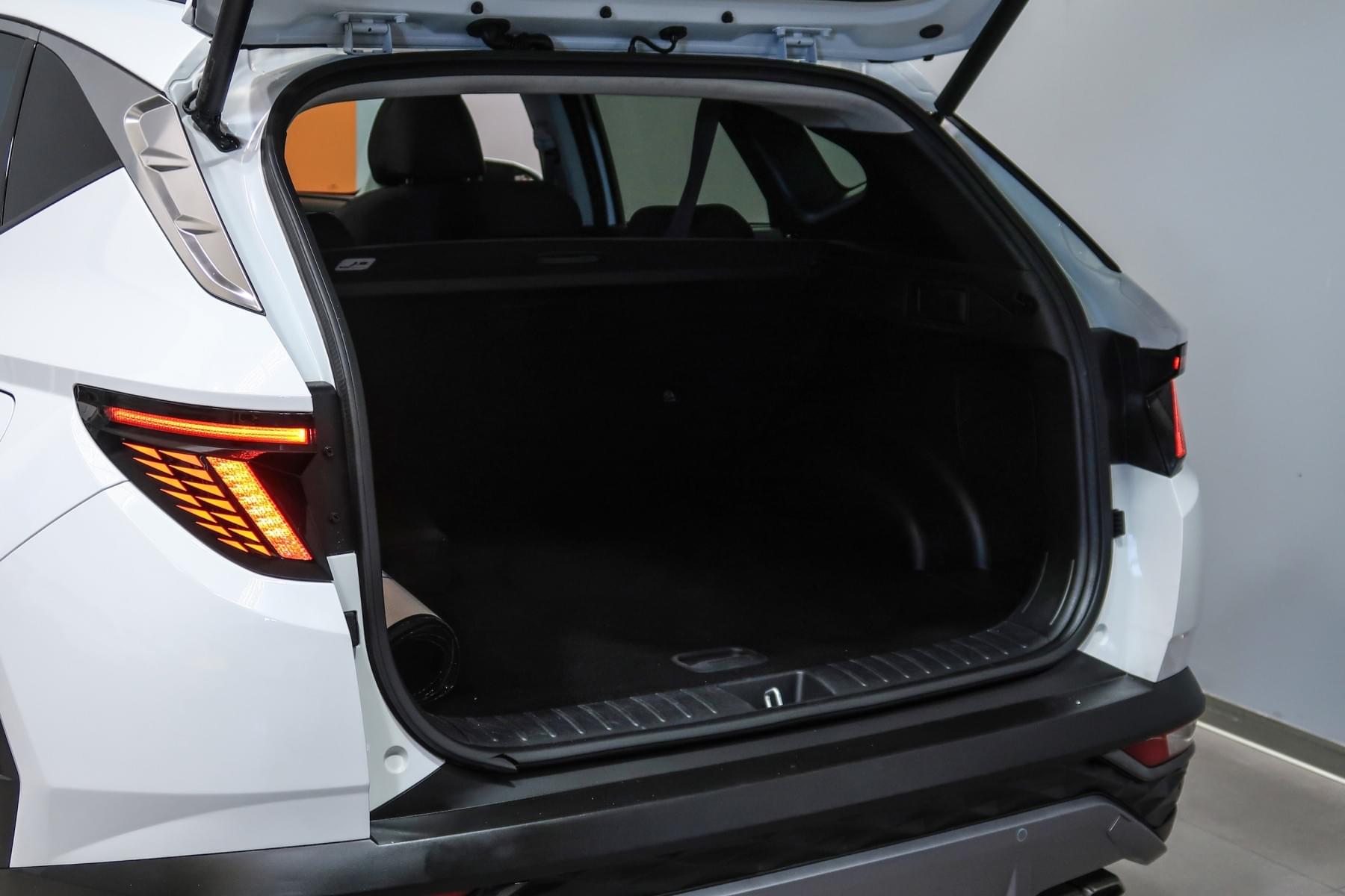 HYUNDAI TUCSON 1.6 TGDI HEV TECNO SKY AUTO 230CV 16