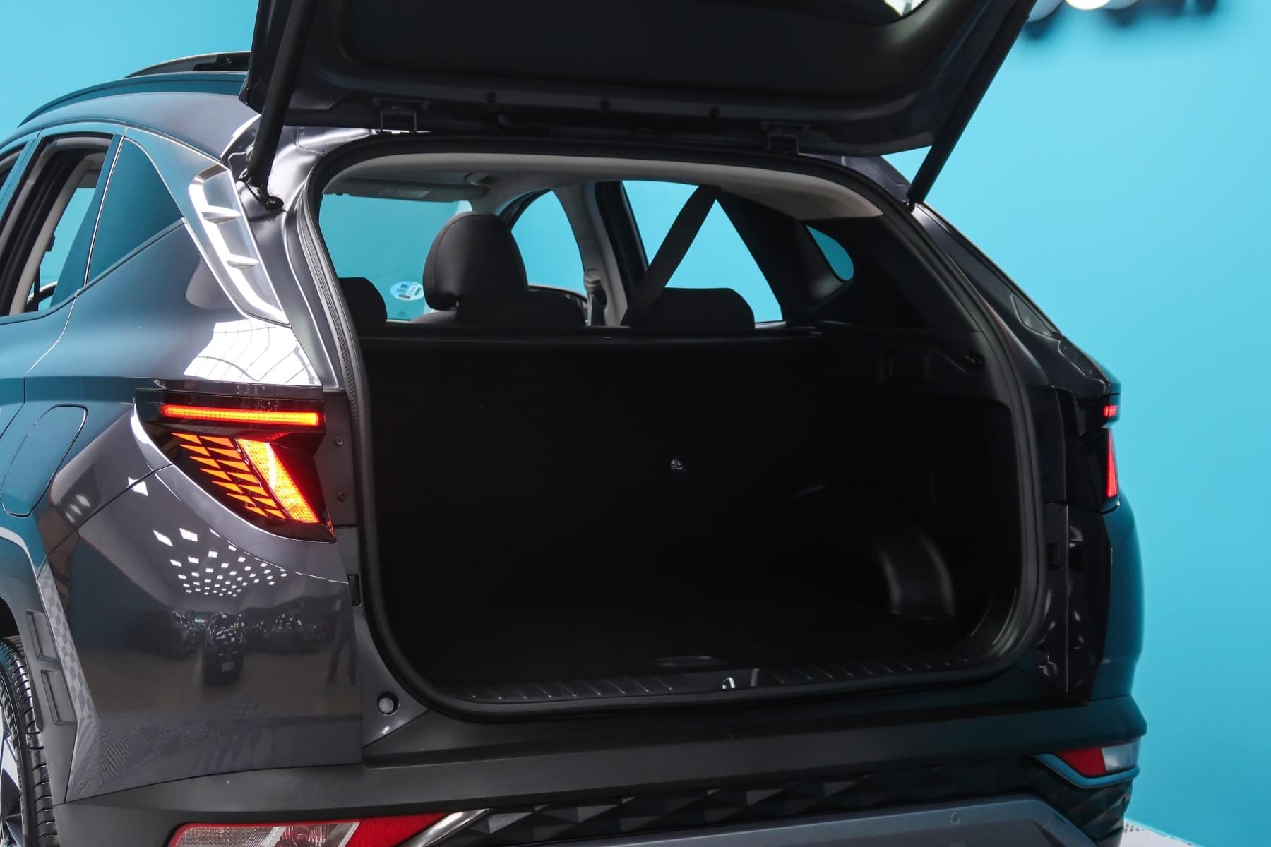 HYUNDAI TUCSON 1.6 TGDI 230CV HEV TECNO SKY AUTO 18 